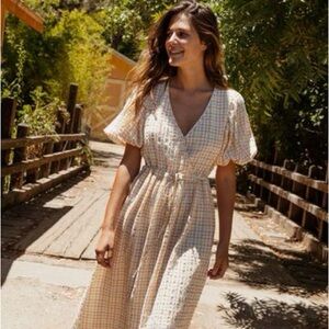 Christy Dawn Dahlia “Summertime Plaid” Puff Sleeve Maxi in Large: like the Dawn